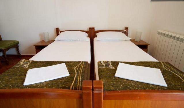 Apartments & Rooms M Petrovac エクステリア 写真